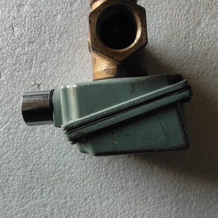 Miyaki FDC-12 Flow Realy Valve  Bronze