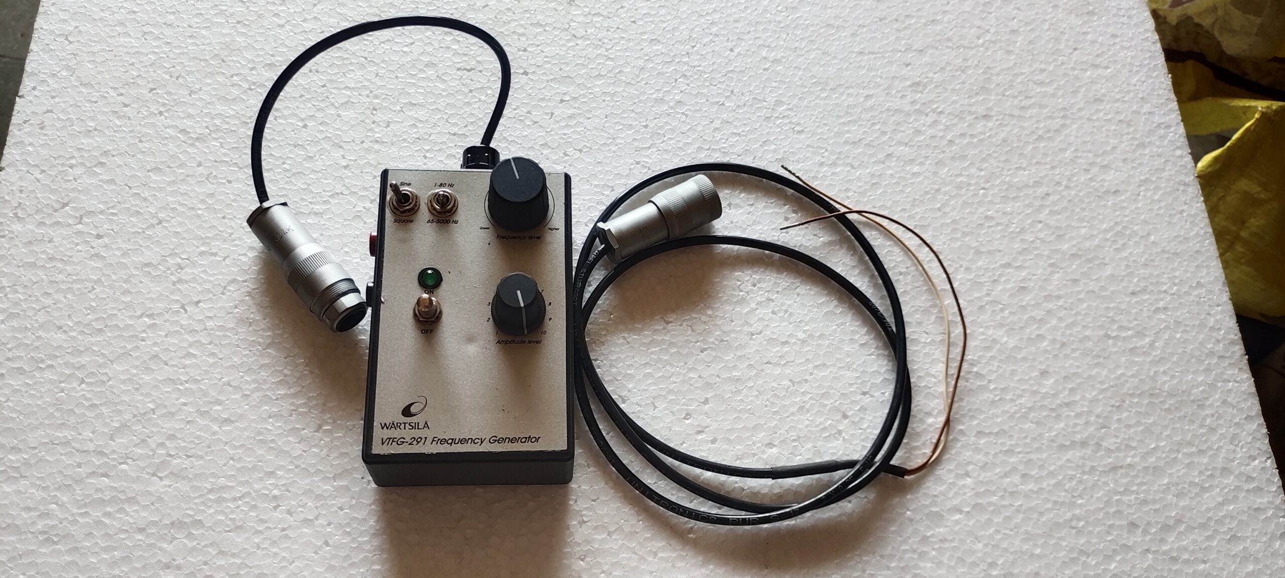 Wartsila vtfg-291 frequency generator - Image 9