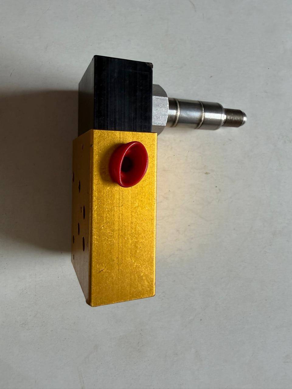 Parker 341L9598 Solenoid Valve - Image 3