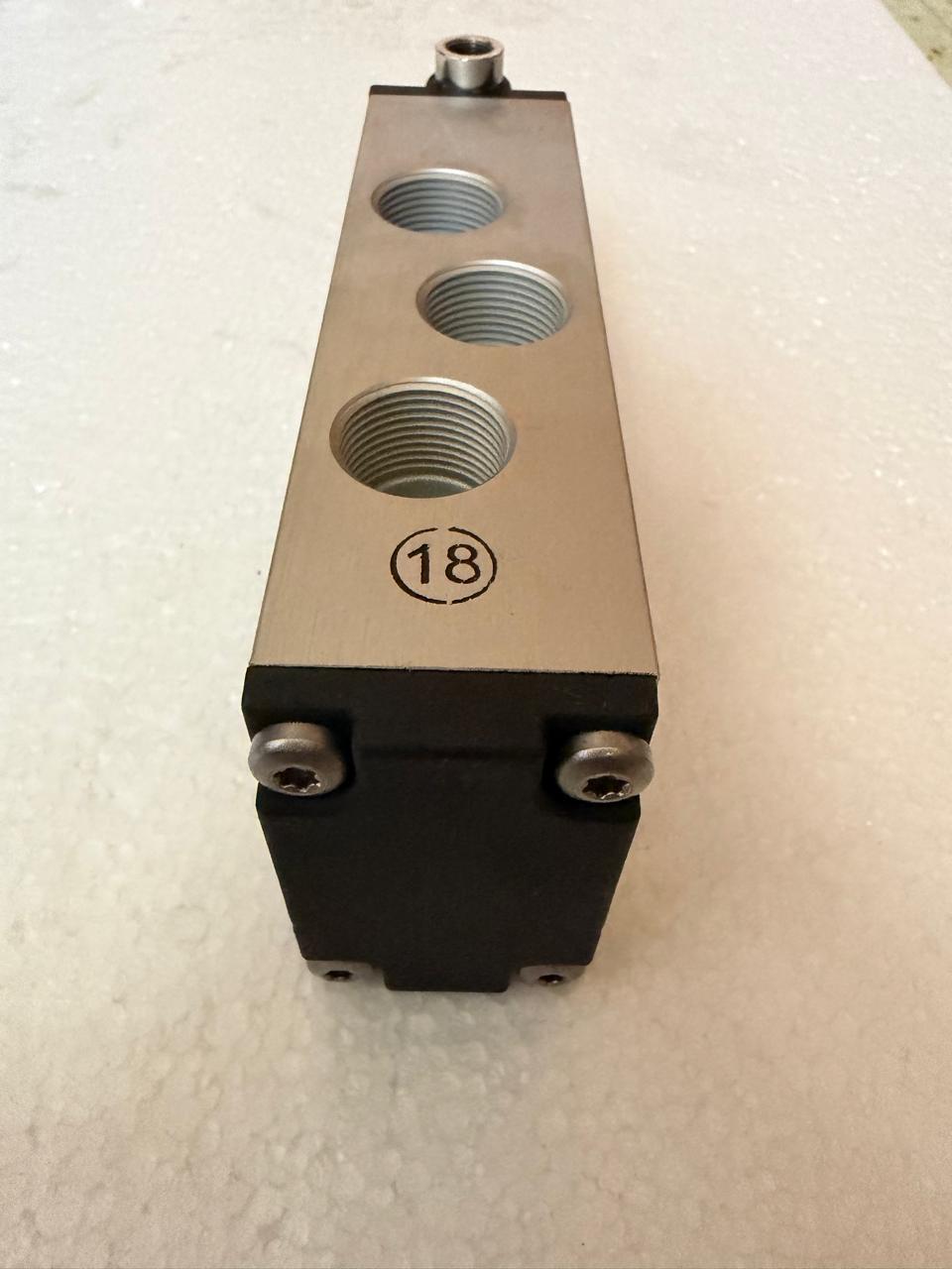 Aventics Pneumatic Directional Control Valve - Image 7
